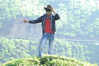 Nikhil Stills in Disco